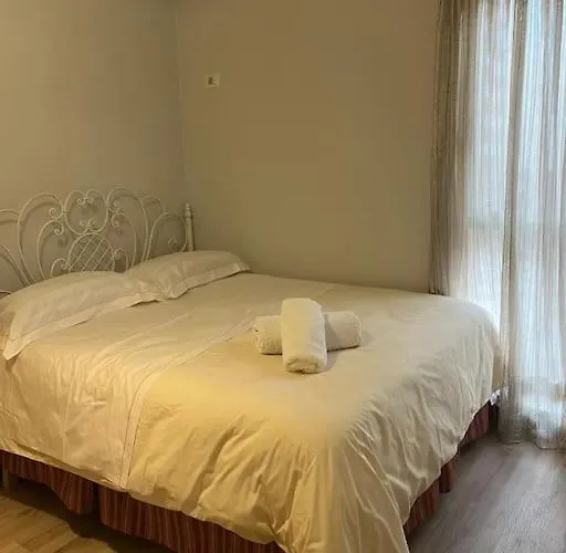 Urban Oasis * 地拉那